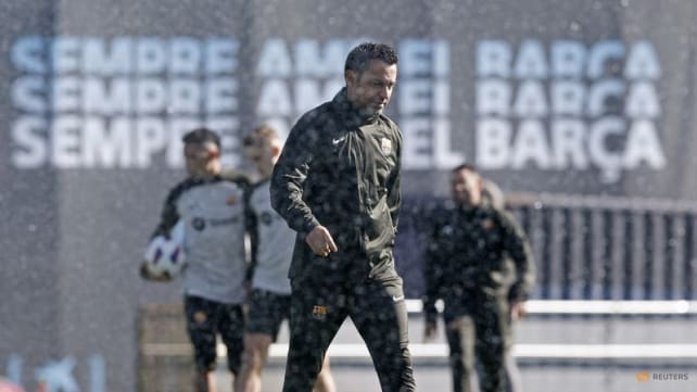 Barca's Xavi decries 'maximum injustice' after disallowed goal in El Clasico defeat