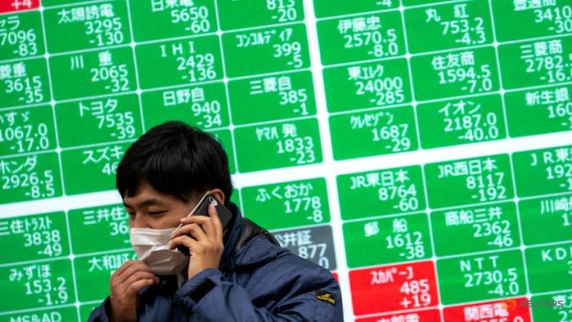 Shares, dollar celebrate US stimulus, oil at one-year top Shares, dollar celebrate US stimulus, oil at one-year top