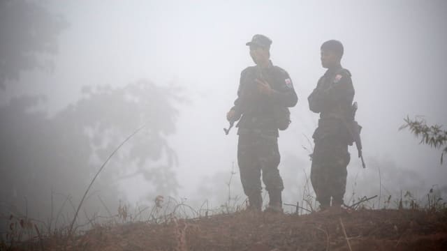 【缅甸军人政变】安全部队与武装分子发生冲突 酿25死