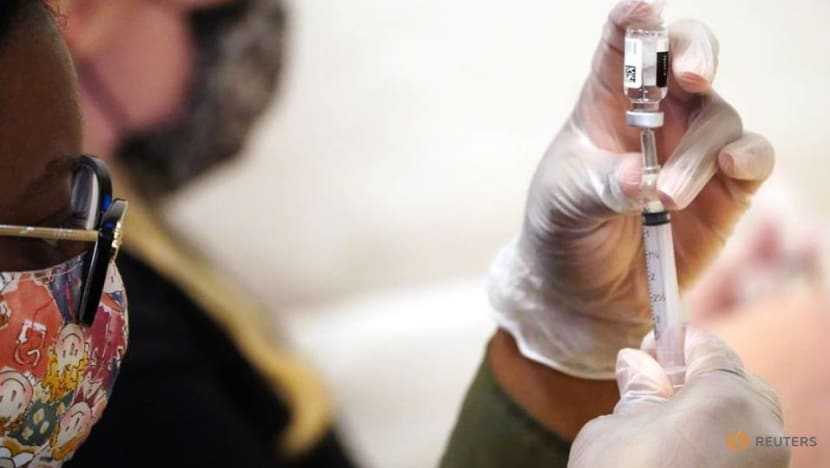 US administers 330.6 million doses of COVID-19 vaccines: CDC US administers 330.6 million doses of COVID-19 vaccines: CDC