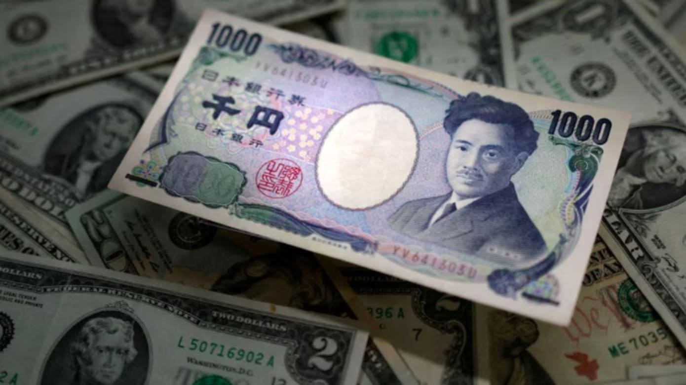 新元兑日元再创新高 1新元兑114.53日元