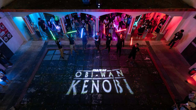 “Obi-Wan Kenobi”剧集Disney+上架　组屋灯光秀造势！