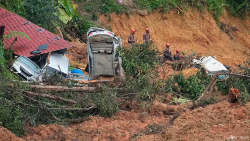 NOTA DARI KL: Bagaimana untuk cegah tragedi tanah runtuh Batang Kali daripada berulang? NOTA DARI KL: Bagaimana untuk cegah tragedi tanah runtuh Batang Kali daripada berulang?