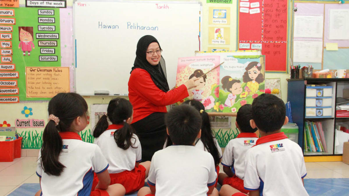 As English becomes the dominant language in more Malay families 