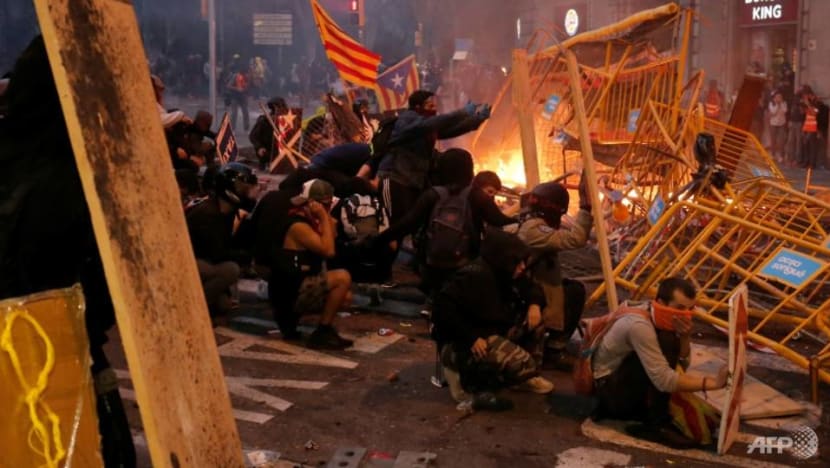 China accuses West of 'hypocrisy' over Hong Kong amid unrest in Spain, Chile China accuses West of 'hypocrisy' over Hong Kong amid unrest in Spain, Chile