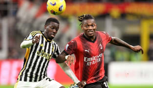 Under pressure Juventus and Milan face off in fight for second place