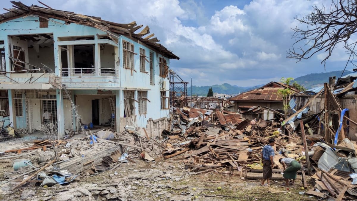 Myanmar junta bombs opposition-held town hours after talks offer