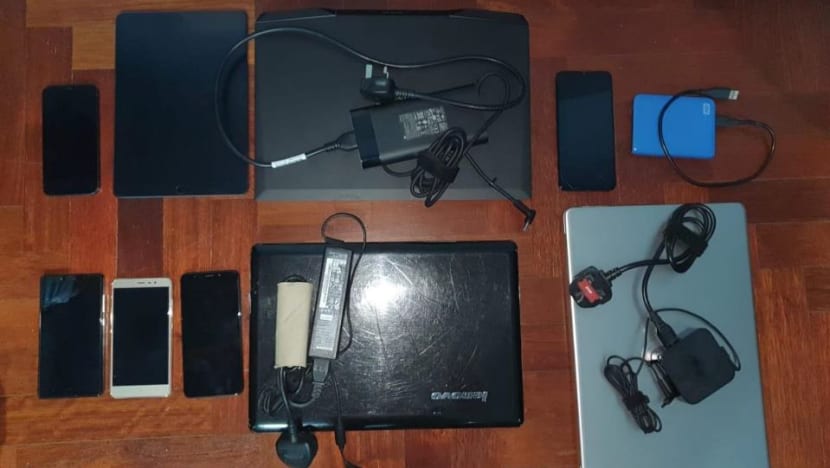 Man arrested for allegedly posing as gynaecologist, asking woman for photos of genitals for 'research' Man arrested for allegedly posing as gynaecologist, asking woman for photos of genitals for 'research'