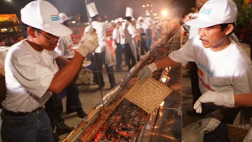 Indonesia syurga kepada lebih 250 jenis sate! Indonesia syurga kepada lebih 250 jenis sate!
