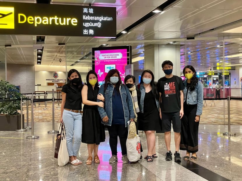 In a Facebook post on Wednesday, Home (Humanitarian Organisation for Migration Economics) volunteer Stephanie Chok shared a photo of Ms Parti at the airport with several other people.