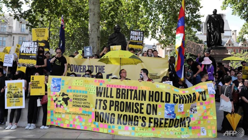 Hong Kong activists, Beijing supporters demonstrate in London Hong Kong activists, Beijing supporters demonstrate in London