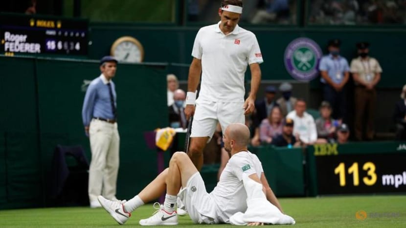 Tennis-Wimbledon defends 'slippery' courts after Serena injury Tennis-Wimbledon defends 'slippery' courts after Serena injury