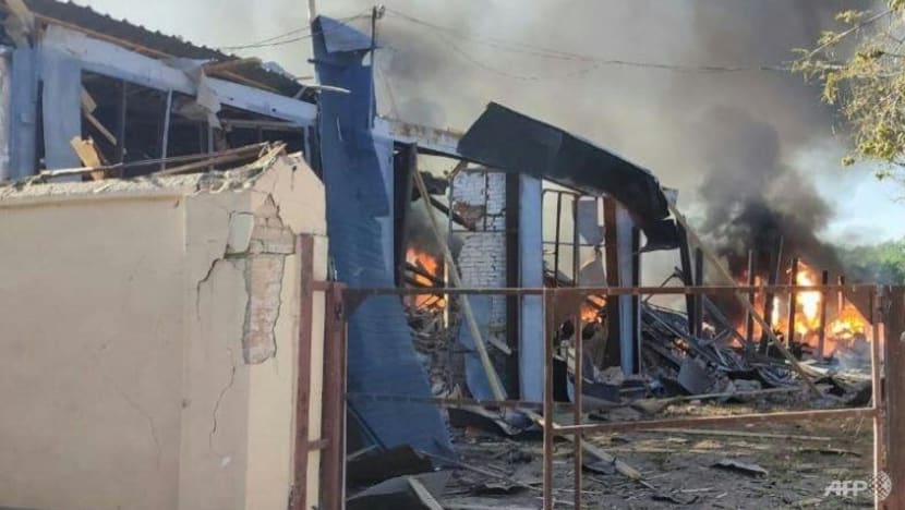 Russian strikes kill 4, injure dozens in Ukraine Russian strikes kill 4, injure dozens in Ukraine
