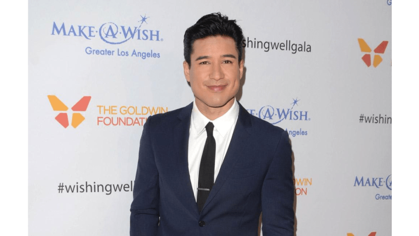 Saved By The Bell: Mark-Paul Gosselaar and Mario Lopez tease reunion