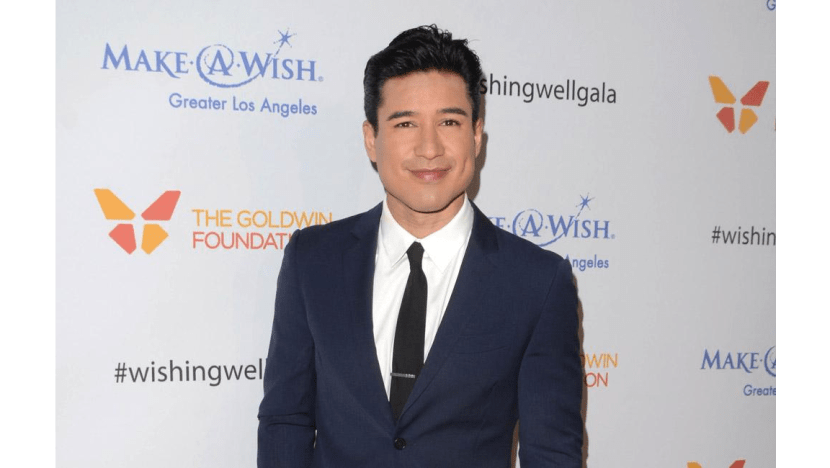 Saved By The Bell: Mark-Paul Gosselaar and Mario Lopez tease reunion Saved By The Bell: Mark-Paul Gosselaar and Mario Lopez tease reunion