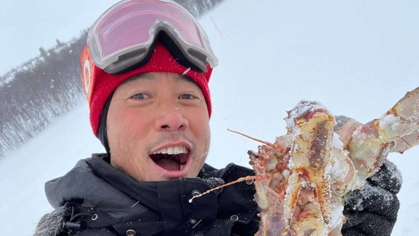 Allan Wu Once Checked Into A Hotel In China & Found Used Condom On The Bed Allan Wu Once Checked Into A Hotel In China & Found Used Condom On The Bed