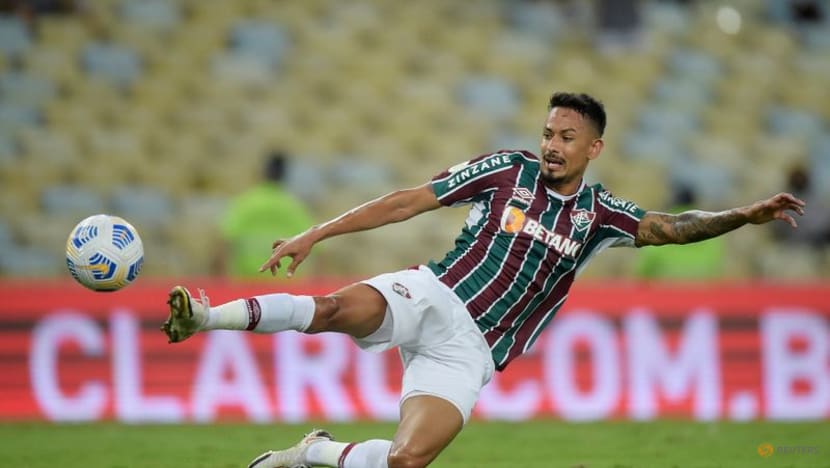 Fortaleza score twice from corners to beat Fluminense 2-0 Fortaleza score twice from corners to beat Fluminense 2-0