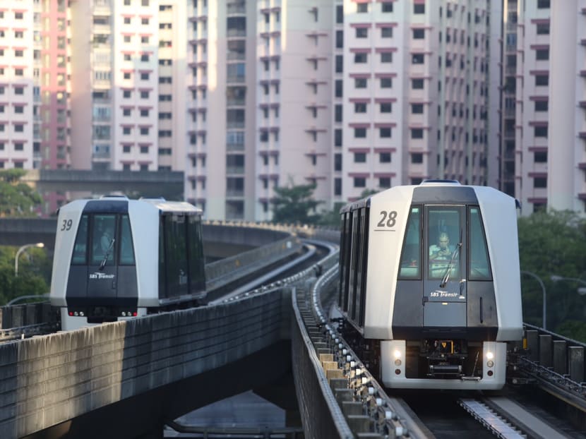 Rail operator SBS Transit responds to a TODAY reader who asked if the design of the Light Rapid Transit (LRT) train cabin was a factor in his mother’s fall at Sengkang LRT Station in November 2020. Rail operator SBS Transit responds to a TODAY reader who asked if the design of the Light Rapid Transit (LRT) train cabin was a factor in his mother’s fall at Sengkang LRT Station in November 2020.