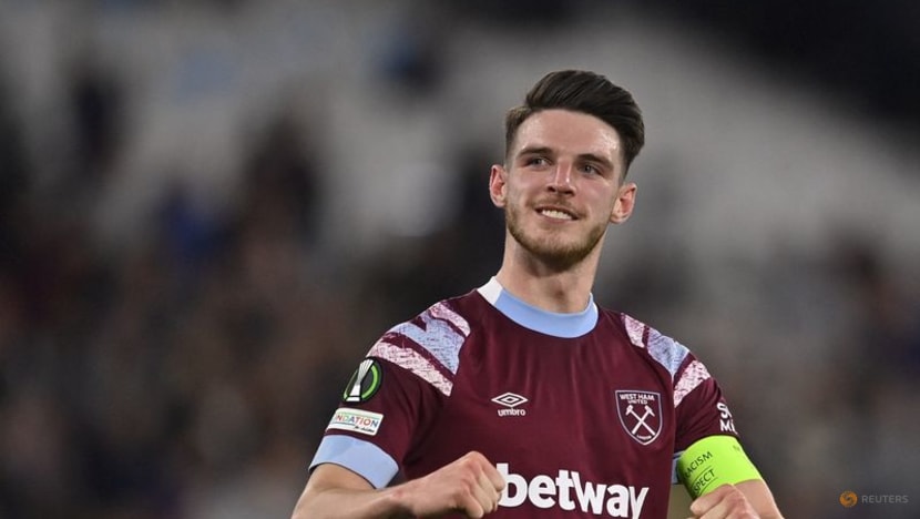 Moyes says 'good chance' skipper Rice leaves West Ham