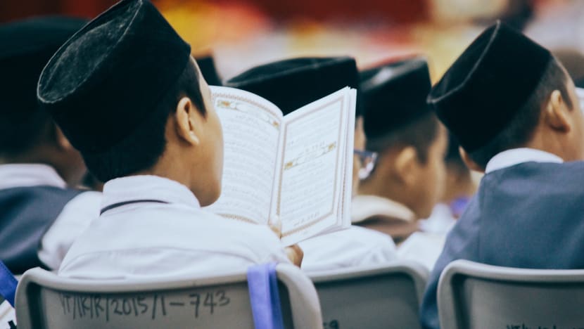 KOMENTAR: Masyarakat Muslim perlu terus bersikap progresif tanpa mengabaikan tradisi & sejarah Islam KOMENTAR: Masyarakat Muslim perlu terus bersikap progresif tanpa mengabaikan tradisi & sejarah Islam