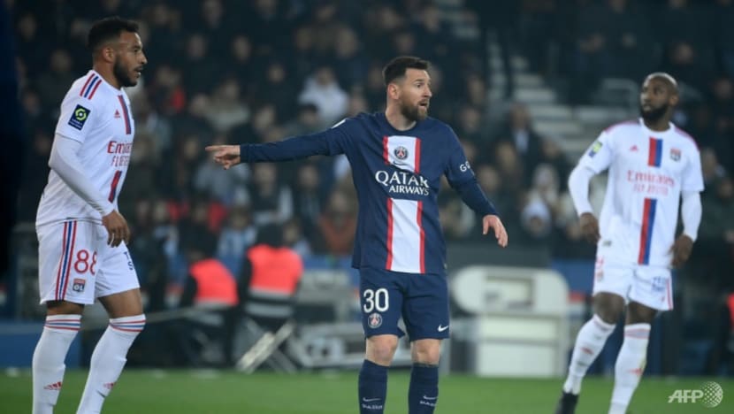 Messi jeered as PSG suffer another home defeat Messi jeered as PSG suffer another home defeat