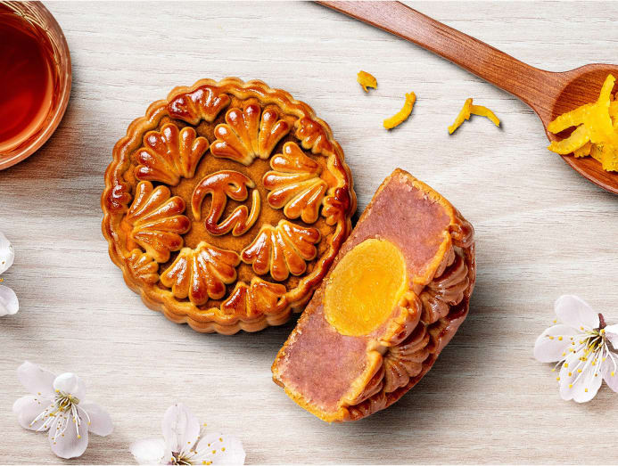 Mooncakes You'll Actually Want To Eat This Mid-Autumn Festival 2021 - ELLE  SINGAPORE