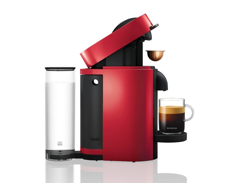 Direct partij Huh Nespresso's New Vertuo Coffee Machine Lets You Make Huge Cups Of Coffee,  But There's A Catch - TODAY