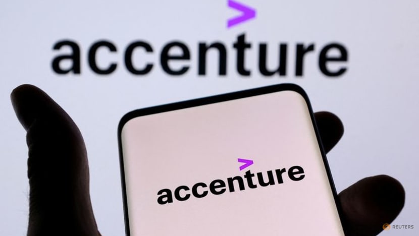 Accenture cuts jobs, trims forecasts on worries of lower IT spending Accenture cuts jobs, trims forecasts on worries of lower IT spending