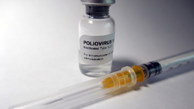 废水样本现小儿麻痹症病毒 英国为10岁以下孩童注射疫苗