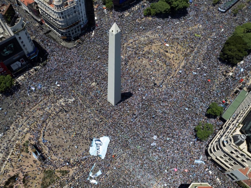 Fan gloom as Argentina World Cup victory parade ends abruptly - TODAY