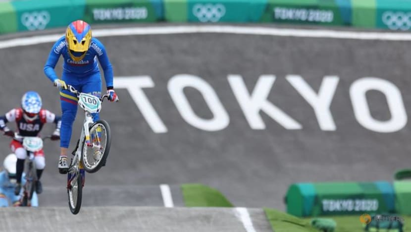 Olympics-Cycling-Pajon and Fields safely through to BMX semis