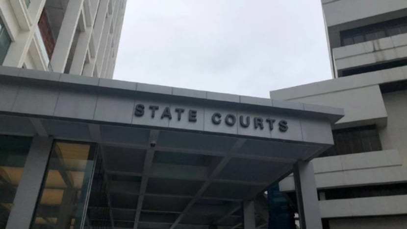 Club bouncer gets jail for tipping off chat groups about police raids Club bouncer gets jail for tipping off chat groups about police raids