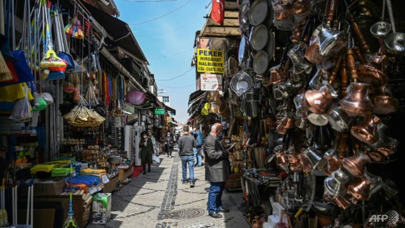 Turks hammered by currency crisis Turks hammered by currency crisis