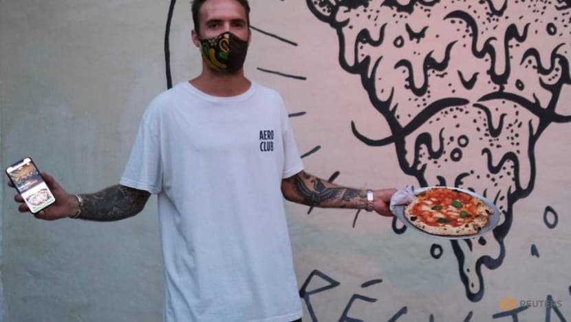 Pizza restaurant launches Spain's first virtual waiter app Pizza restaurant launches Spain's first virtual waiter app