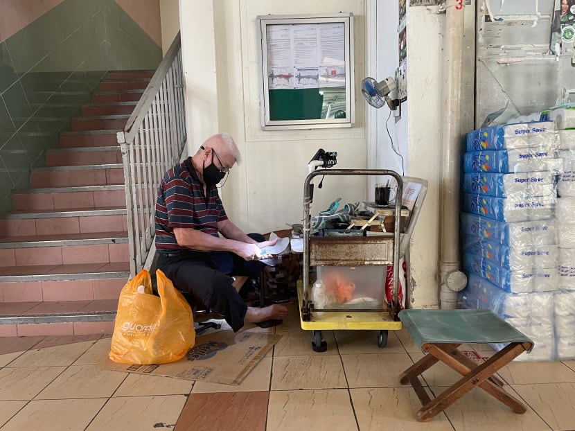 Cobbler Yeong Miow Hor, 81, a street vendor who operates in Marine Parade housing estate. Cobbler Yeong Miow Hor, 81, a street vendor who operates in Marine Parade housing estate.