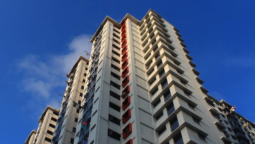 1,700 flats surrendered to HDB in the past 5 years: Sim Ann 1,700 flats surrendered to HDB in the past 5 years: Sim Ann