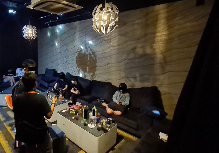 An unlicensed KTV-concept outlet along Irving Place. An unlicensed KTV-concept outlet along Irving Place.