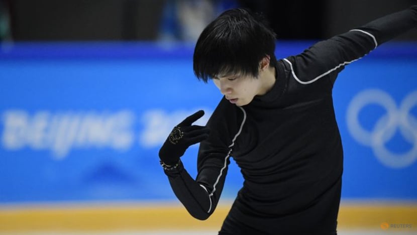 Figure skating: 'Prince' Hanyu's practice session overshadows Russians' gold medal Figure skating: 'Prince' Hanyu's practice session overshadows Russians' gold medal