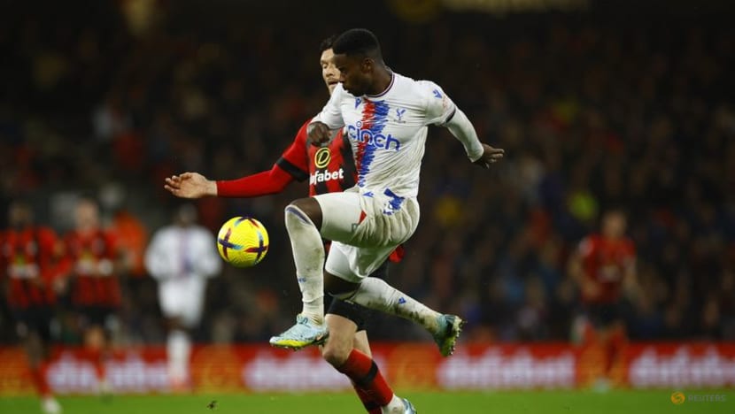 Set pieces give Crystal Palace away win at Bournemouth Set pieces give Crystal Palace away win at Bournemouth
