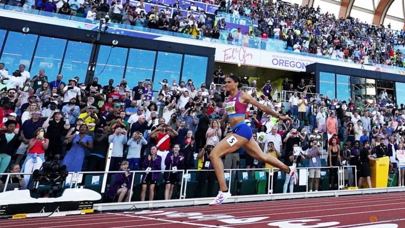 McLaughlin breaks 400m hurdles world record McLaughlin breaks 400m hurdles world record