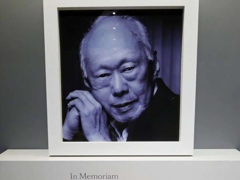 The state flag draped over the casket of the late Mr Lee Kuan Yew has been added to the memorial exhibition at the National Museum of Singapore. Photo: Facebook/Lawrence Wong