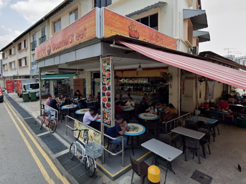 A view of the M171 Gourmet Street Coffeeshop at 171 Macpherson.