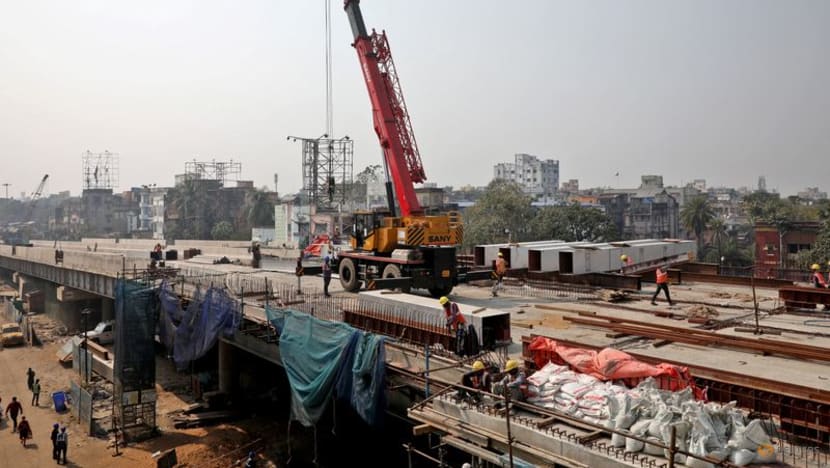 India goes on a spending spree to boost growth, stokes concern over fiscal deficit India goes on a spending spree to boost growth, stokes concern over fiscal deficit