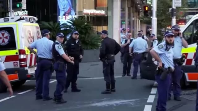 悉尼持刀伤人事件 一名袭击者被警方击毙