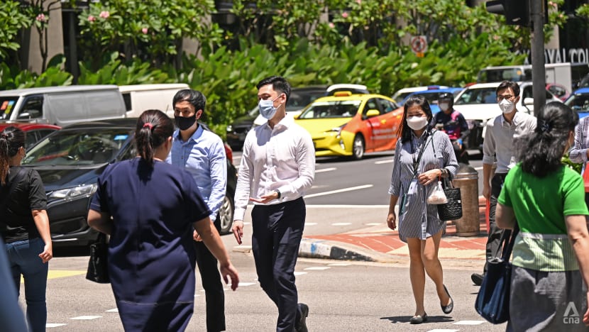 Singapore reports 1,239 new COVID-19 cases and 8 deaths; ICU utilisation rate rises to 58.5% Singapore reports 1,239 new COVID-19 cases and 8 deaths; ICU utilisation rate rises to 58.5%