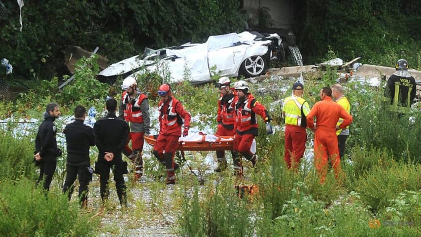 Anger grows in Italy as bridge toll rises to 39 Anger grows in Italy as bridge toll rises to 39