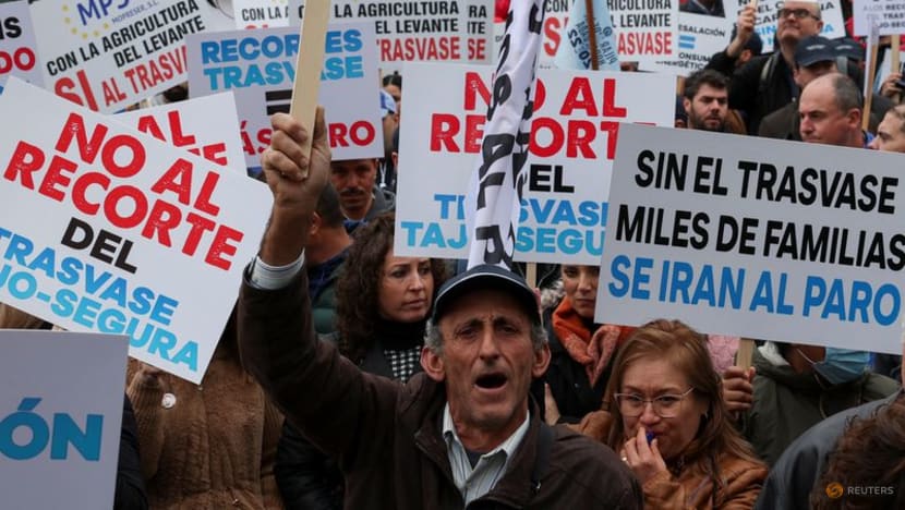 Spanish farmers protest against plans to curb water supply for irrigation Spanish farmers protest against plans to curb water supply for irrigation