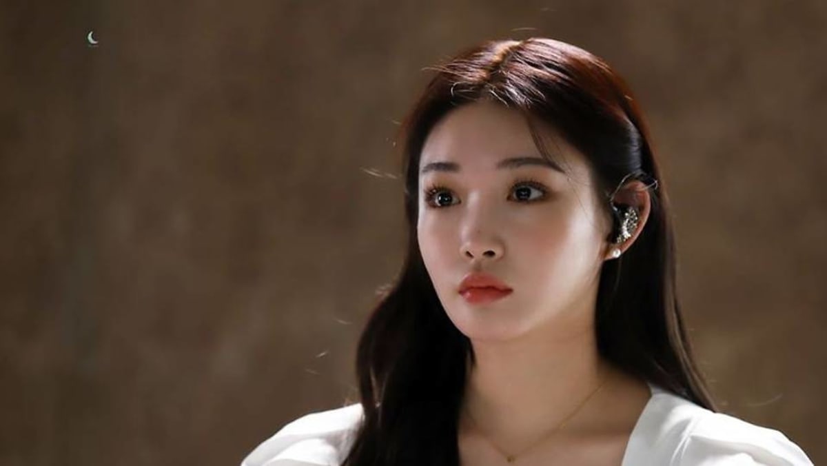 chungha-tests-positive-for-covid-19-other-k-pop-stars-who-had-close-contact-tested