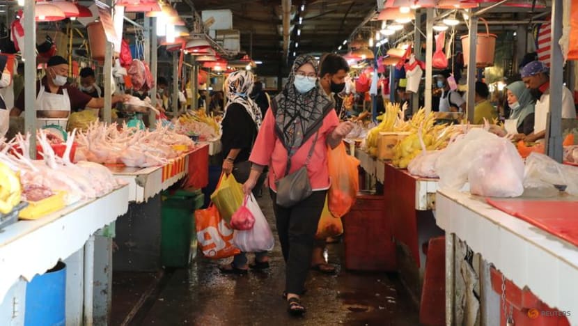 Malaysia reports record 24,599 new COVID-19 cases, 393 deaths Malaysia reports record 24,599 new COVID-19 cases, 393 deaths