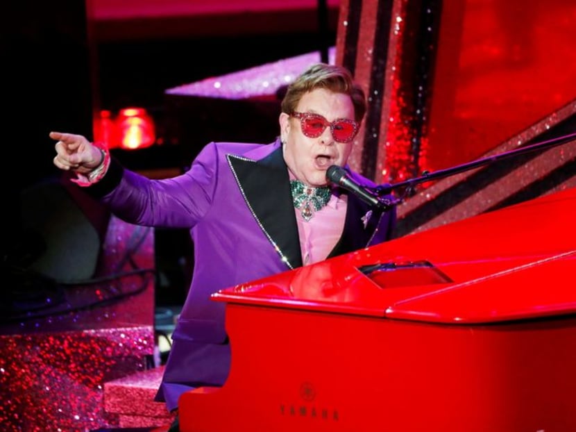 Elton John delays European tour due to hip pain Elton John delays European tour due to hip pain